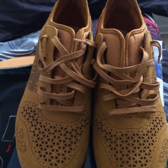Tan ASICS - Picture 2 of 5
